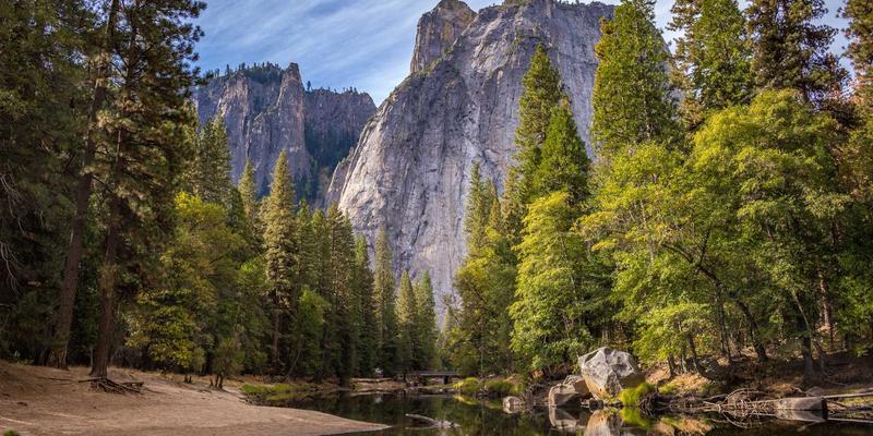 华都VIP：专属特权与精英网络如何构建高净值人士的全方位防护网