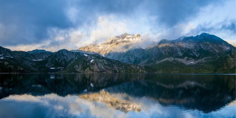 华都VIP案例深度解析：高端服务如何构建精英网络与礼宾生态